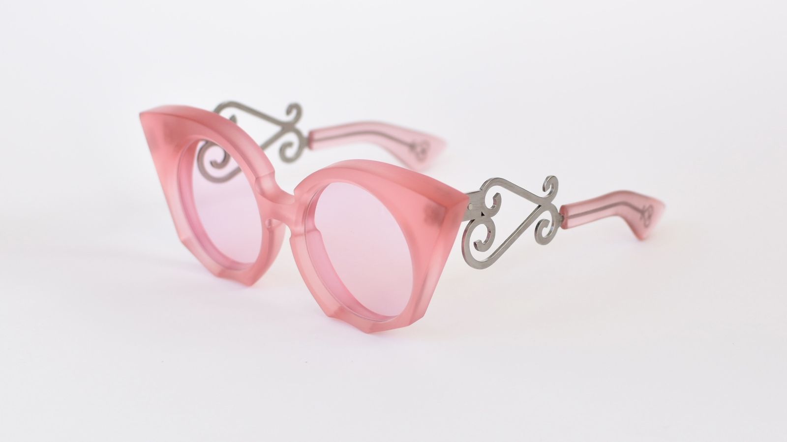 COA eyewear hero